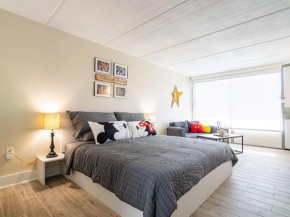 Orlando 1BR Disney Themed Vacation with pool view Next to Disney